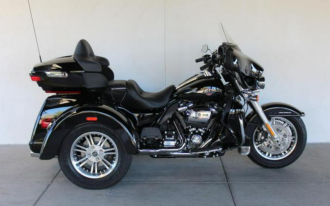 2024 Harley-Davidson® FLHTCUTG - Tri Glide® Ultra