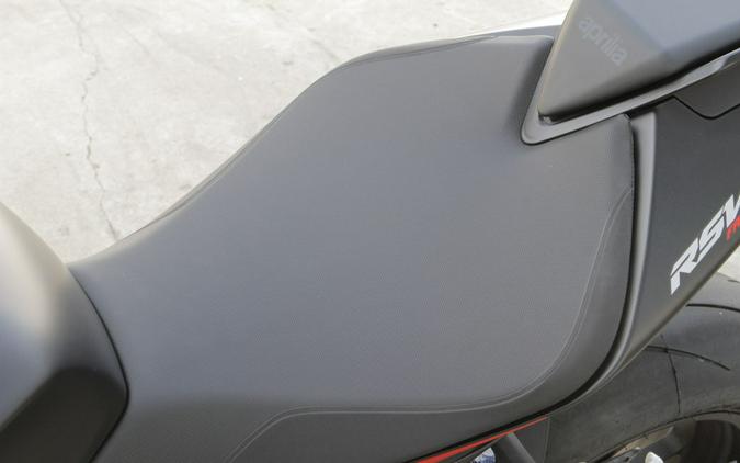 2024 Aprilia RSV4 Factory 1100