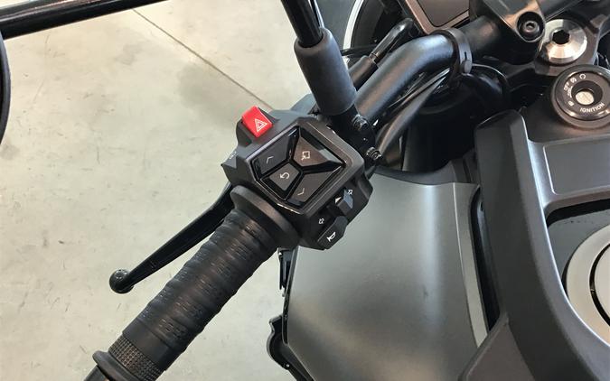 2024 Husqvarna Svartpilen 401