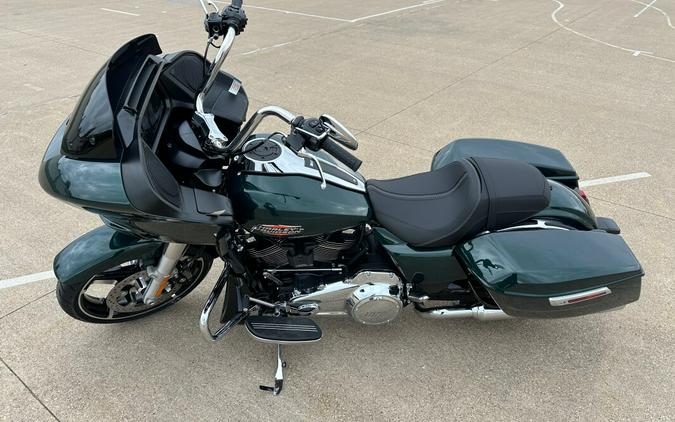 2024 Harley-Davidson Road Glide® Alpine Green