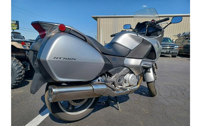 2010 Honda NT700V