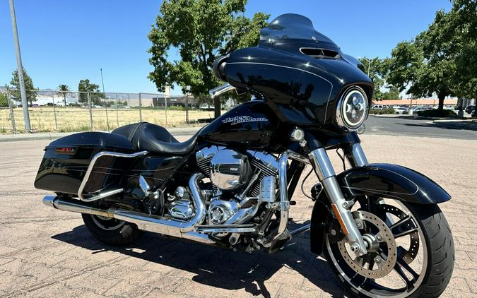 FLHXS 2015 Street Glide Special