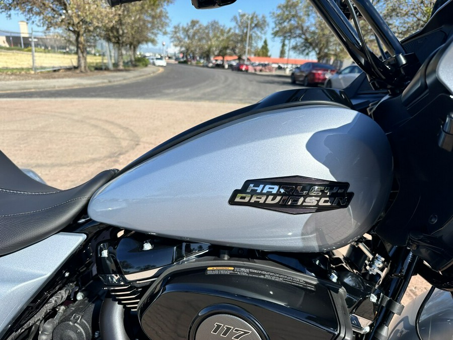 FLTRX 2024 Road Glide™