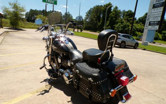 2014 Harley-Davidson® FLSTC - Heritage Softail® Classic