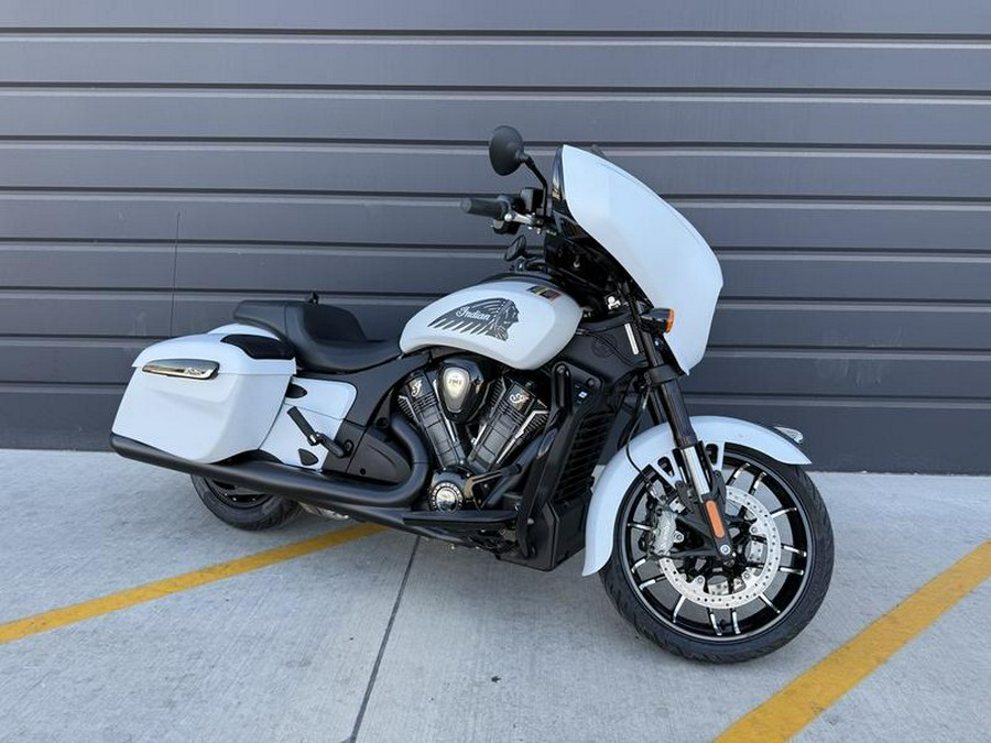 2025 Indian Motorcycle® Chieftain® PowerPlus Dark Horse w/PowerBand Audio Ghost White Metallic Smok