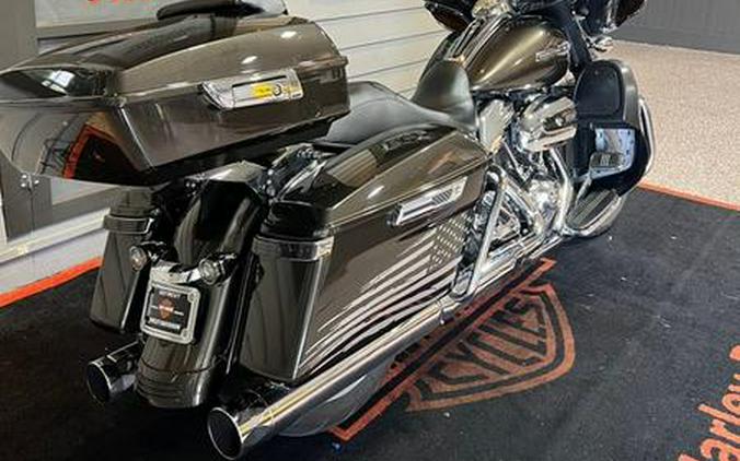 2021 Harley-Davidson® FLHX - Street Glide®