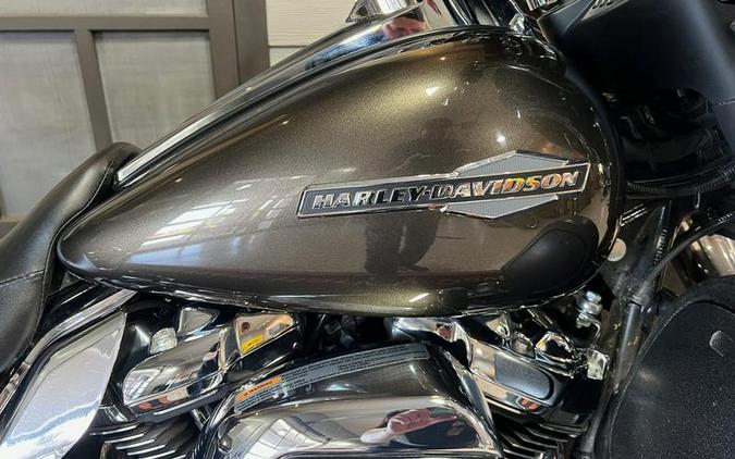 2021 Harley-Davidson® FLHX - Street Glide®