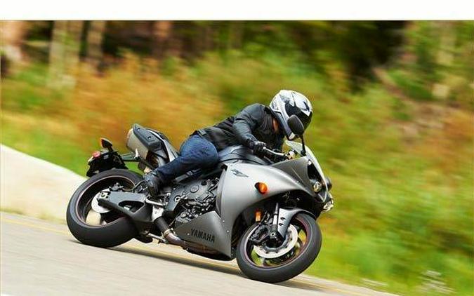 2013 Yamaha Motor Corp., USA YZF-R1