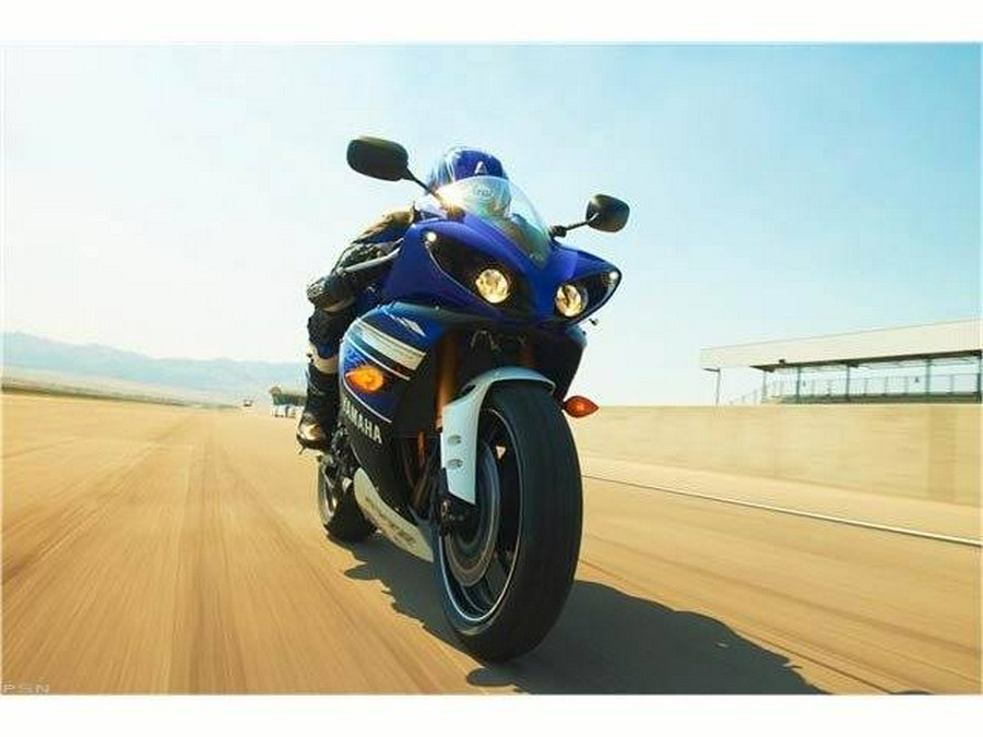 2013 Yamaha Motor Corp., USA YZF-R1