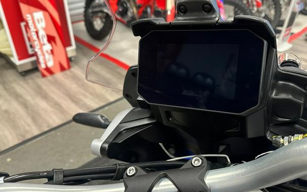 2027 Moto Guzzi V85 TT