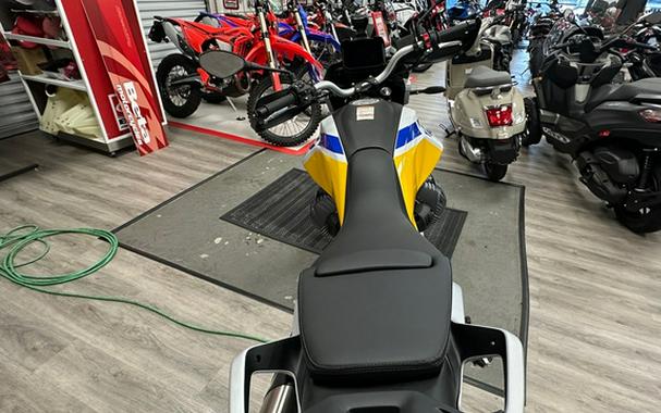 2027 Moto Guzzi V85 TT