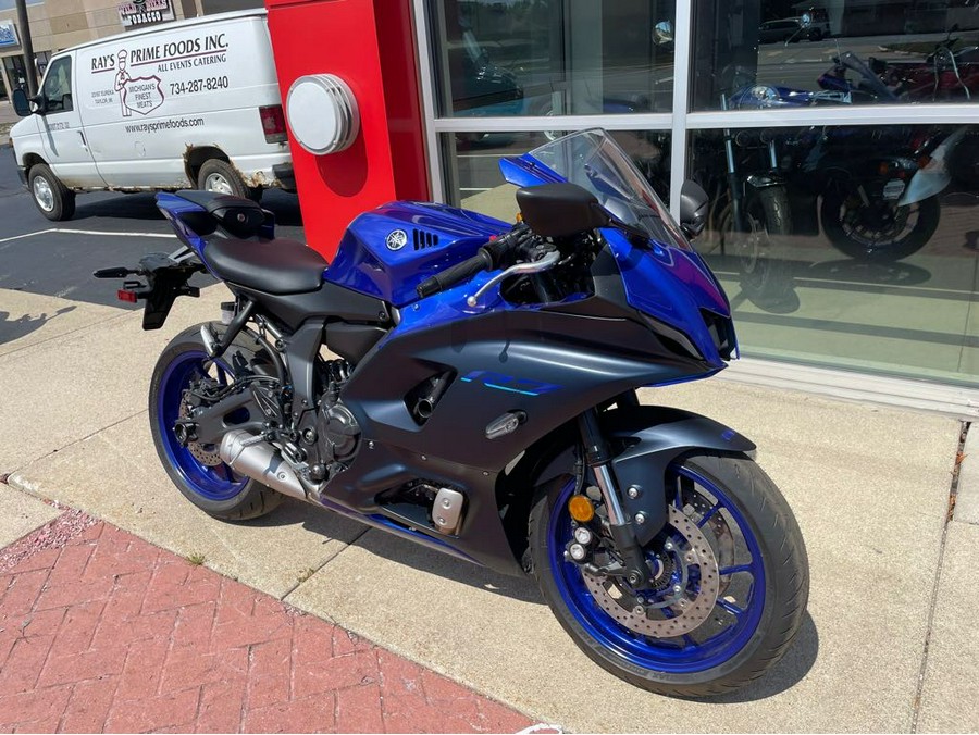 2023 Yamaha YZF R7