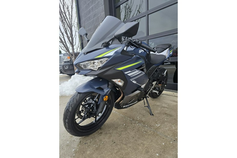 2022 Kawasaki Ninja® 400 ABS