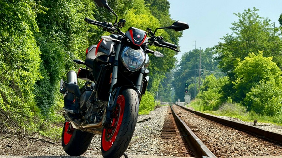 2026 Ducati MONSTER PLUS