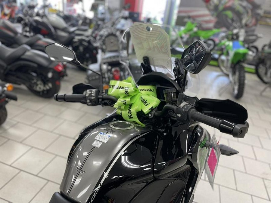 2023 Kawasaki Versys® 1000 SE LT+