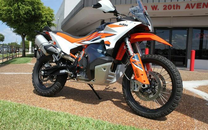 2023 KTM Adventure 890 R