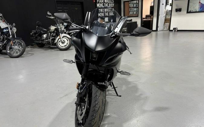 2025 Yamaha YZF R7