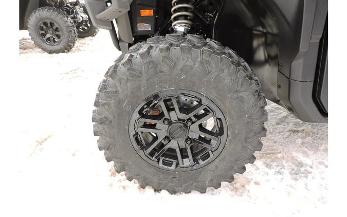 2026 Can-Am Defender MAX Limited HD11