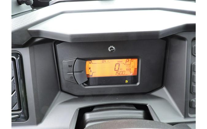 2026 Can-Am Defender MAX Limited HD11