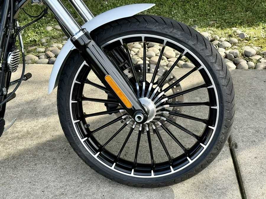 2017 Harley-Davidson® FXSB - Breakout®