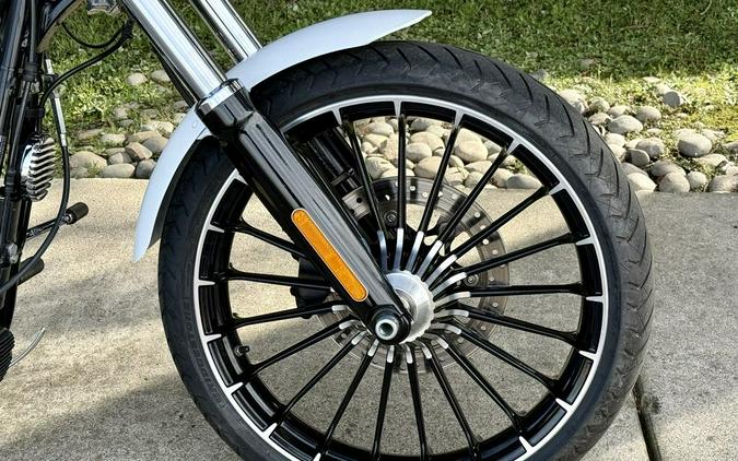 2017 Harley-Davidson® FXSB - Breakout®