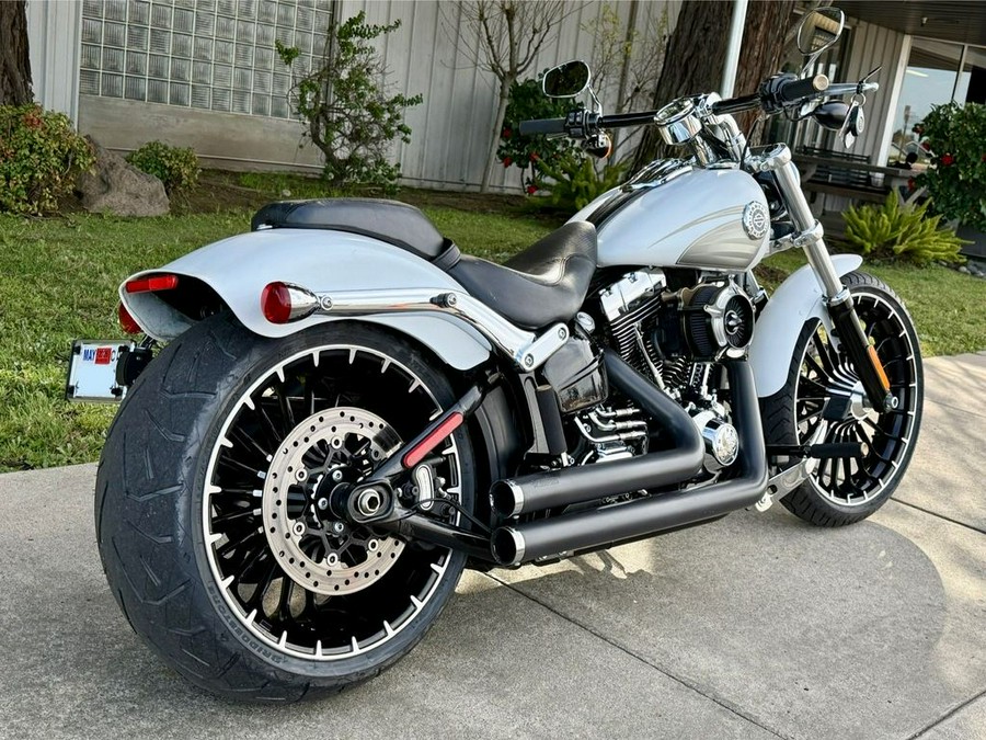 2017 Harley-Davidson® FXSB - Breakout®