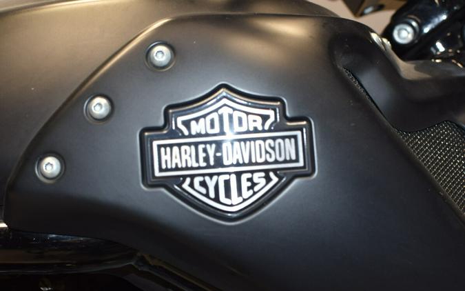 2016 Harley-Davidson V-Rod Muscle Black Denim