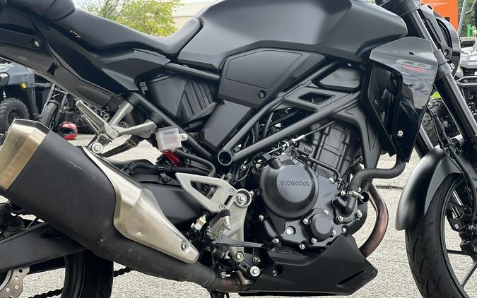 2025 Honda CB300R ABS