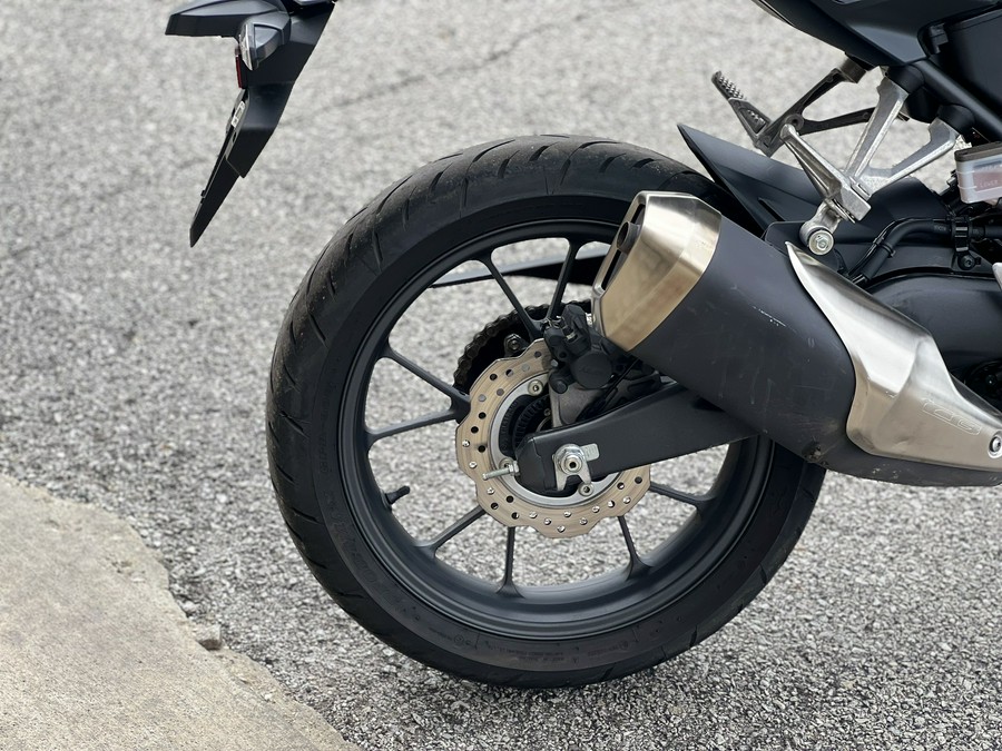2025 Honda CB300R ABS