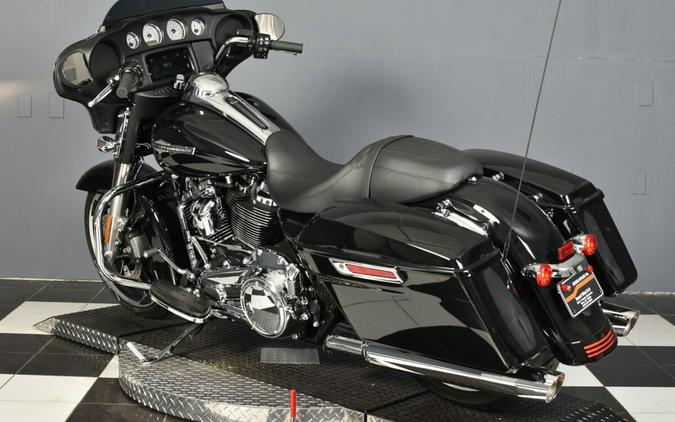 2023 Harley-Davidson Street Glide