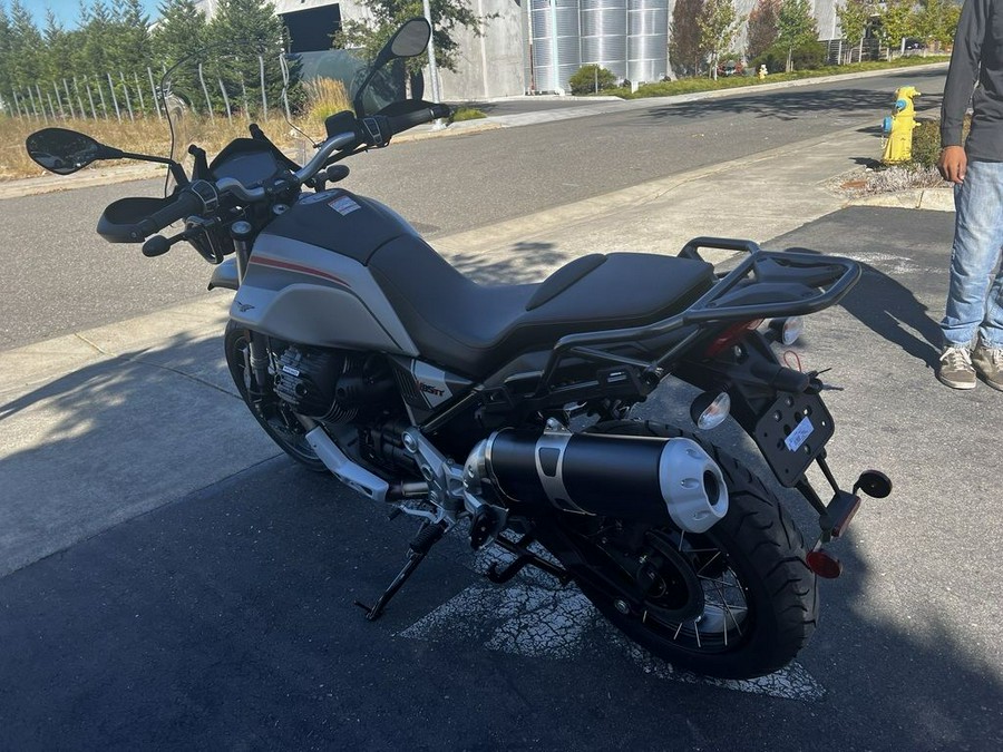 2023 Moto Guzzi V85 TT Travel