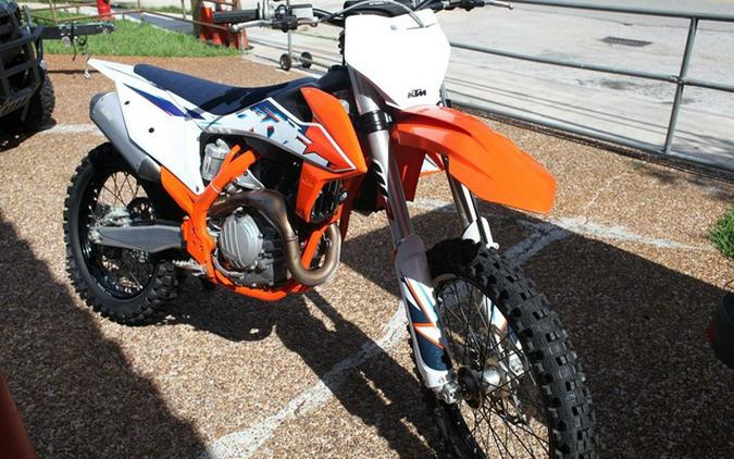 2022 KTM SX 450 F