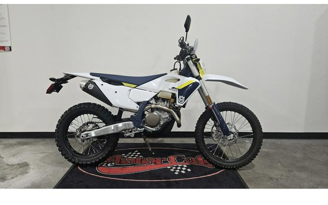 2025 FE 501S Cash or Standard Finance Rate Price - Husqvarna Motorcycles