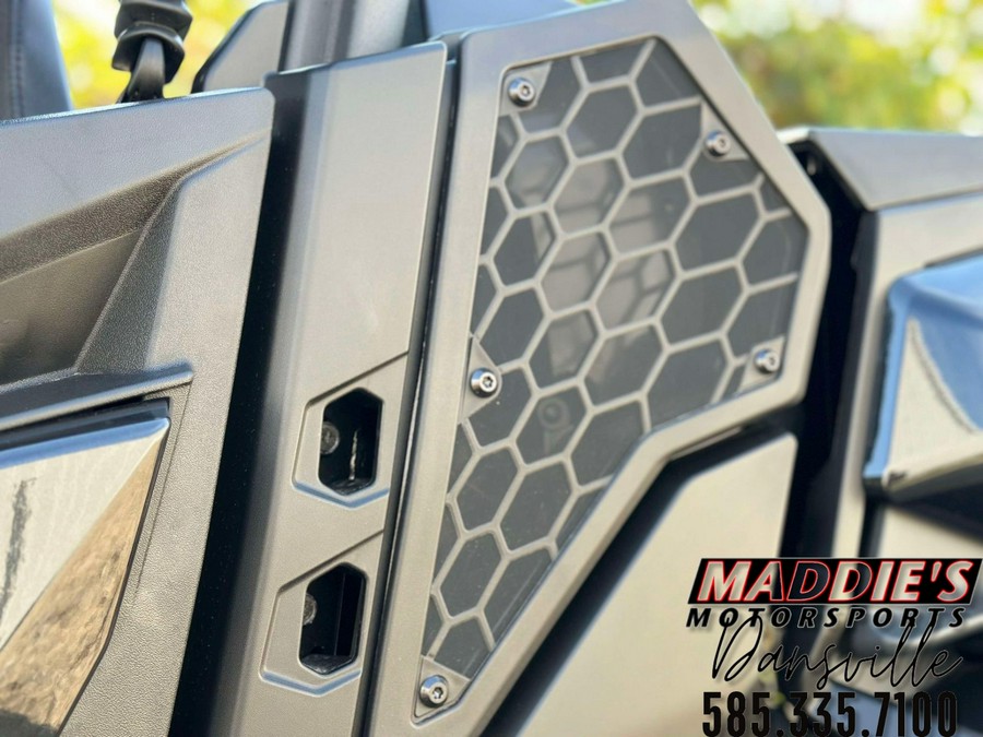 2025 Can-Am Commander XT 1000R