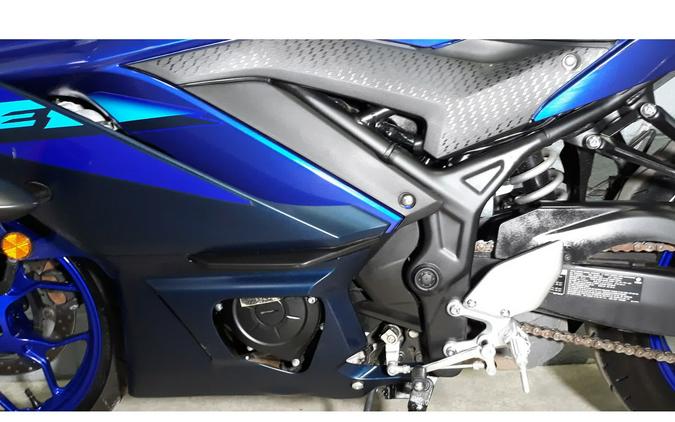 2024 YZF R3 - Yamaha