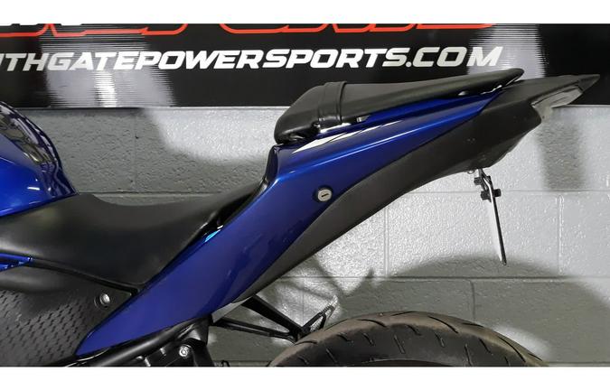 2024 YZF R3 - Yamaha