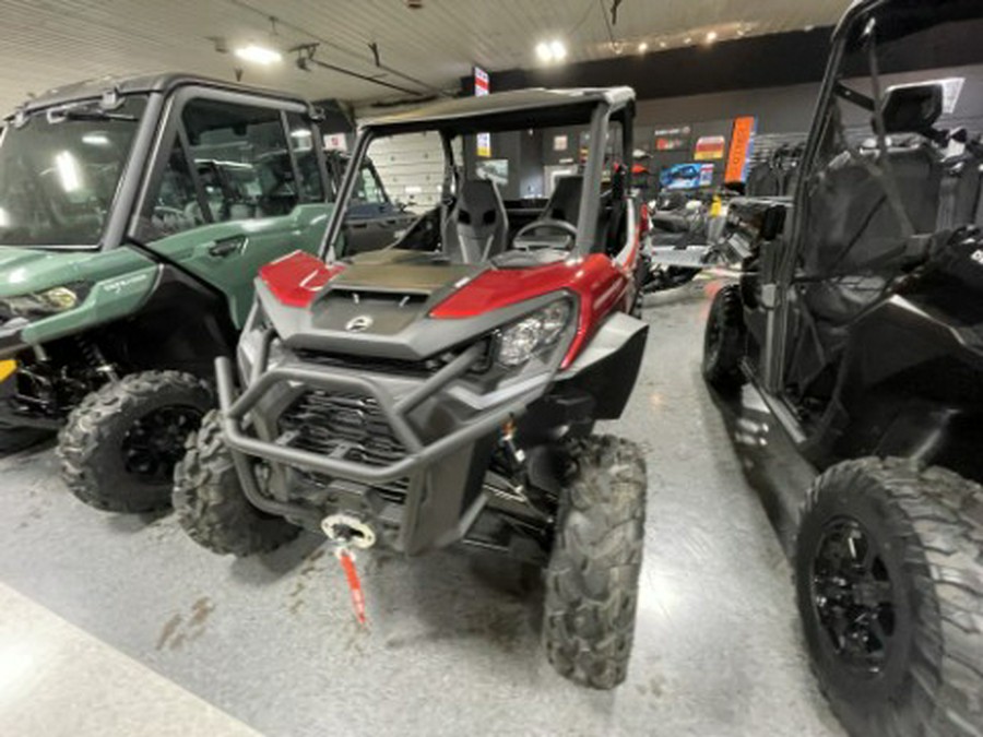 2026 Can-Am Commander XT 700