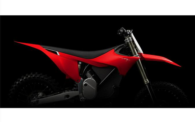 2026 Varg MX Alpha 80 HP - Stark Future