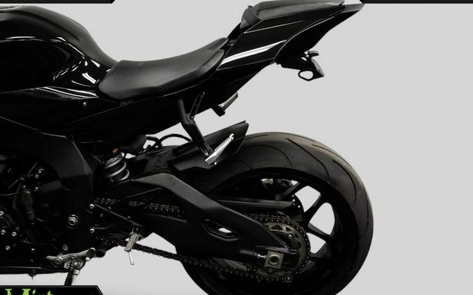 2023 Yamaha YZF-R1