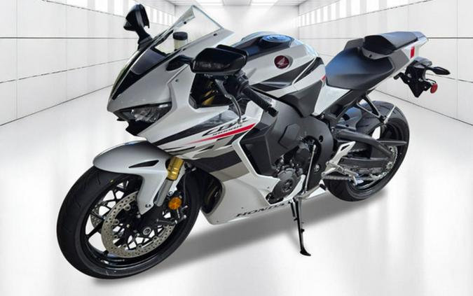 2026 Honda CBR1000RR Base
