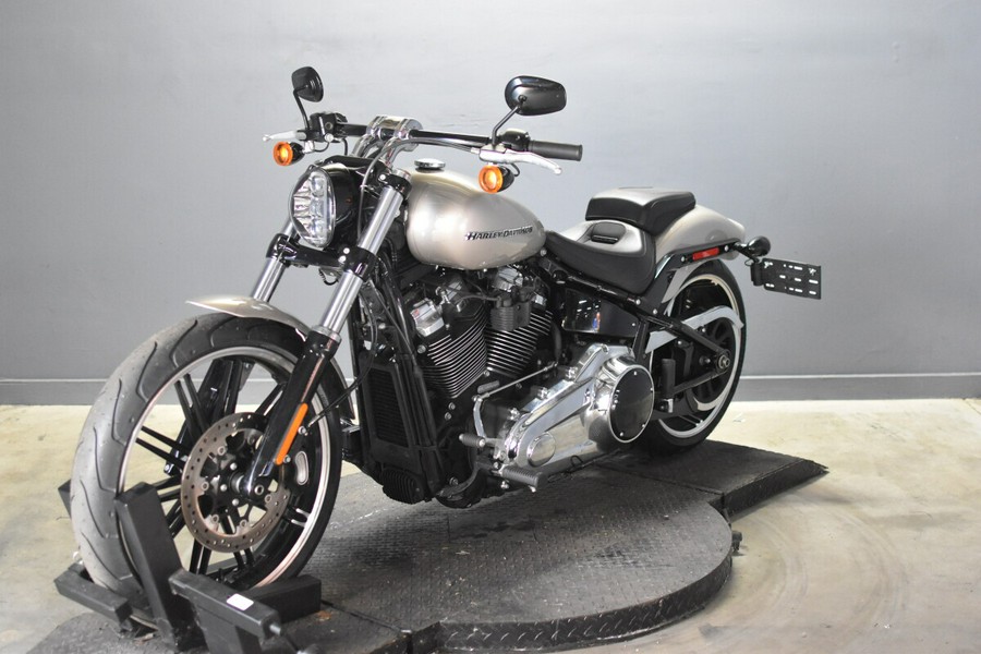 2018 Harley-Davidson Breakout