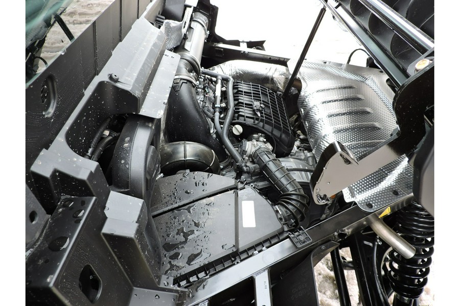 2026 Can-Am Defender MAX XT CAB HD11