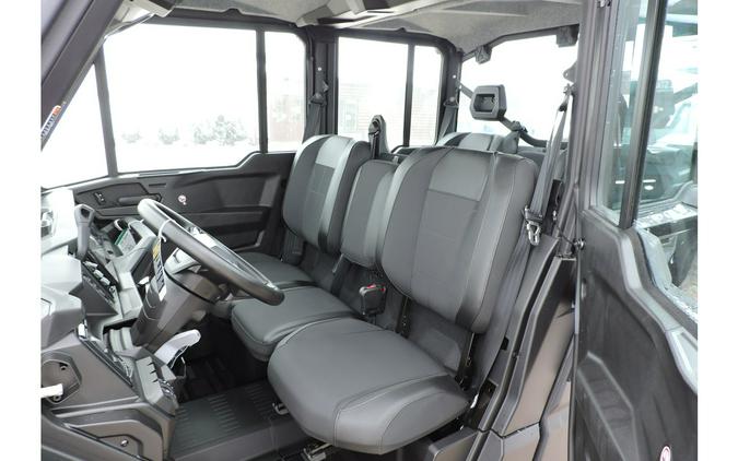 2026 Can-Am Defender MAX XT CAB HD11