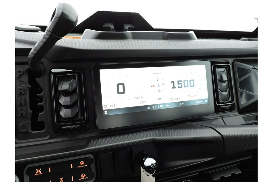 2026 Can-Am Defender MAX XT CAB HD11