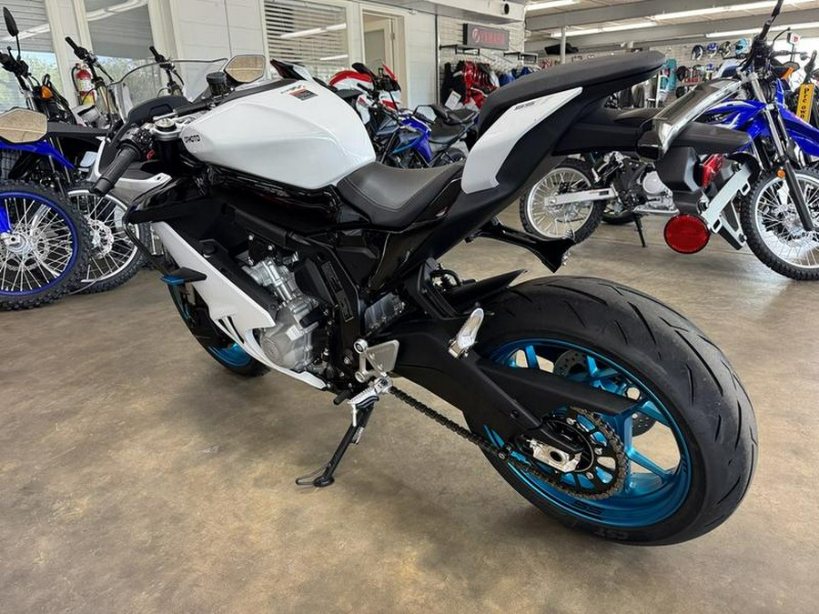 2026 CFMOTO 675SS
