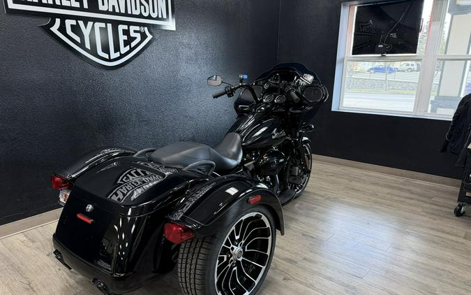 2025 Harley-Davidson® Road Glide® 3