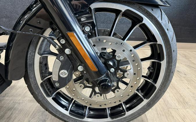 2025 Harley-Davidson® Road Glide® 3