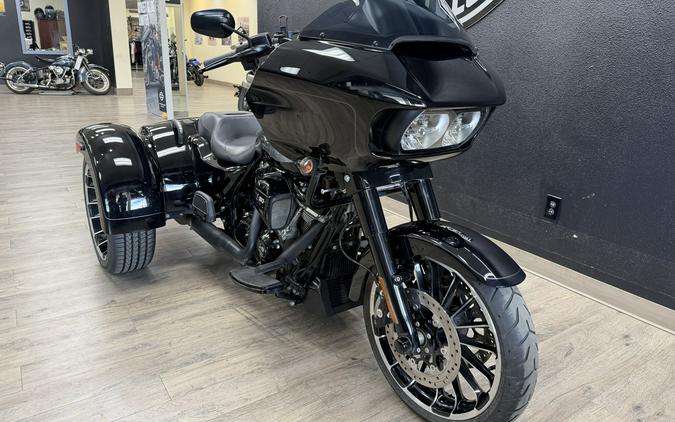 2025 Harley-Davidson® Road Glide® 3