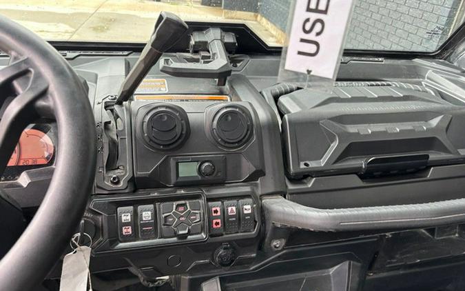 2023 Can-Am Defender Limited HD10