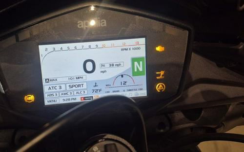2018 Aprilia Tuono V4